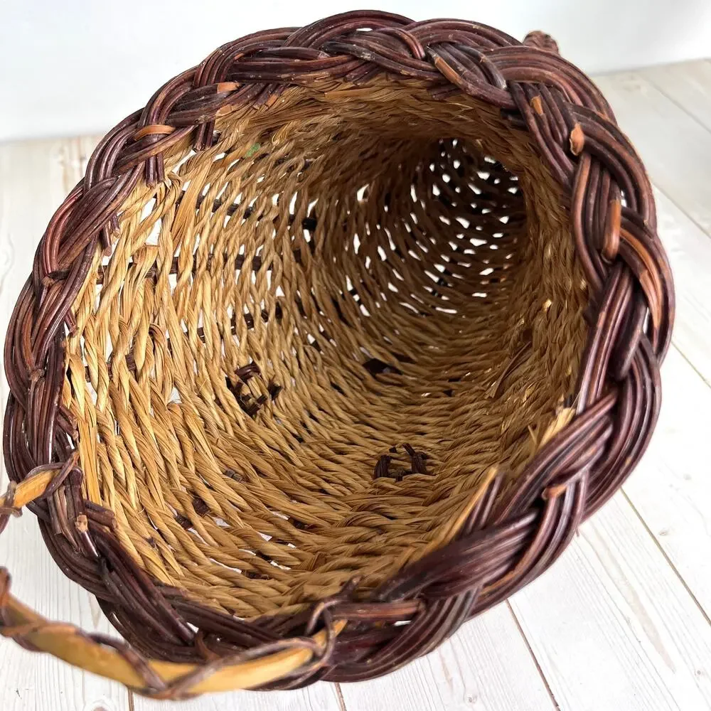 Vintage Woven Wicker Cornucopia Two Tone Footed Horn of Plenty Country Farmhouse